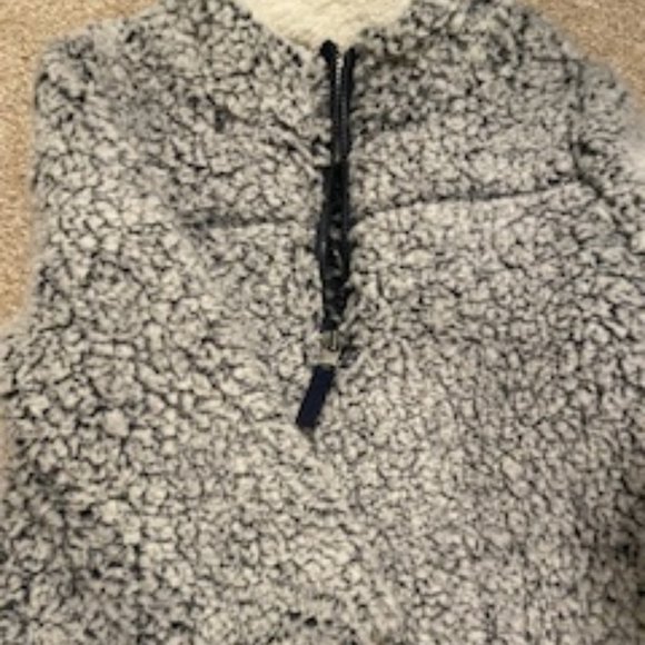 Sherpa Pullover Bundle 3T - Picture 2 of 4